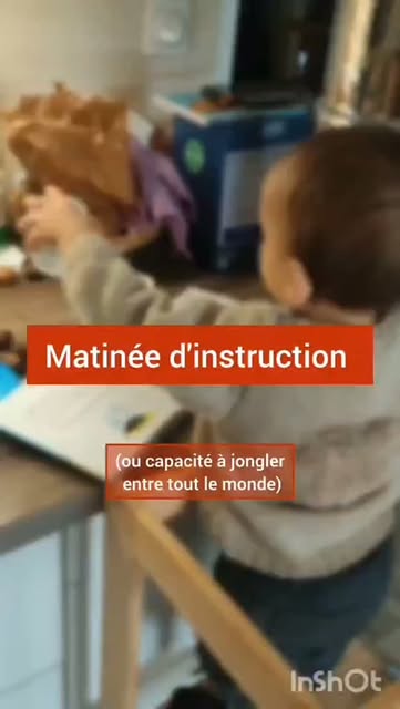 Une matinée d’instruction à la maison, partagée sur le compte @autourdufoyer.